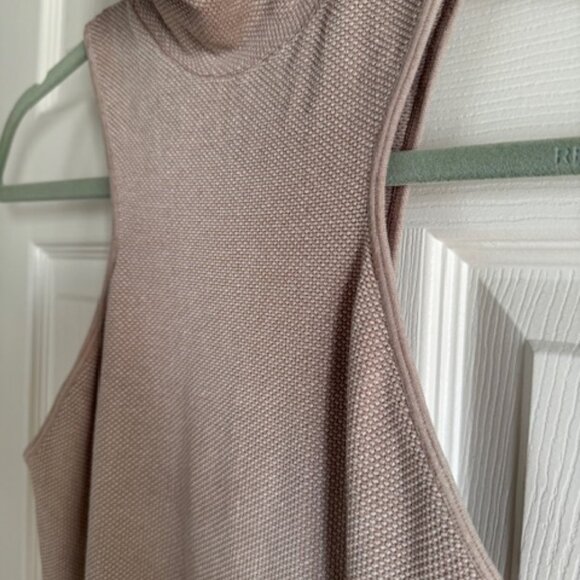 Free People Intimately Mock Neck Sleeveless Beige/Taupe/Tan Top M/L - Picture 4 of 6